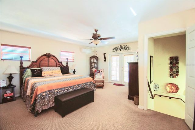 701 58TH AVENUE S, St Petersburg, FL 33705