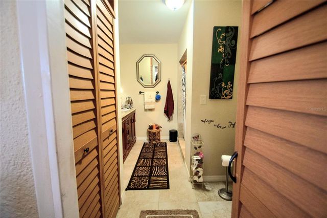 701 58TH AVENUE S, St Petersburg, FL 33705