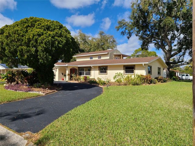 701 58TH AVENUE S, St Petersburg, FL 33705