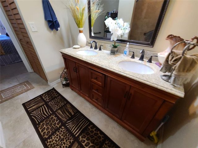 701 58TH AVENUE S, St Petersburg, FL 33705