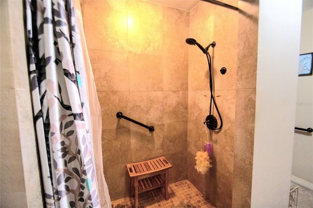 701 58TH AVENUE S, St Petersburg, FL 33705