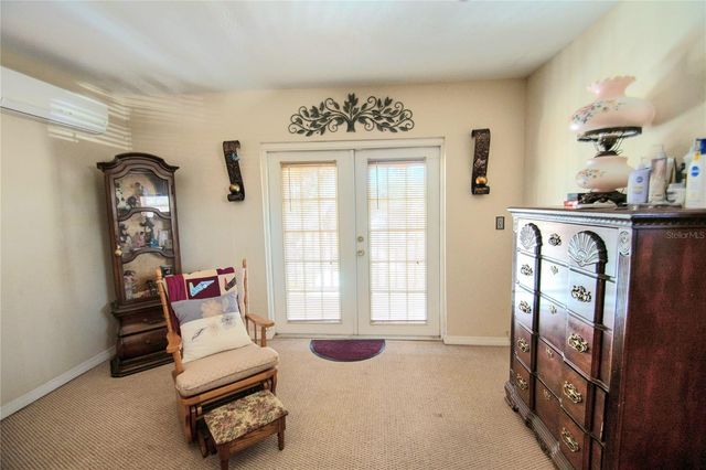 701 58TH AVENUE S, St Petersburg, FL 33705