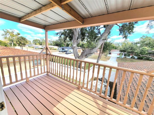 701 58TH AVENUE S, St Petersburg, FL 33705