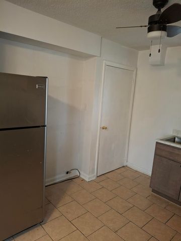 1130 Whitcomb Street, Gary, IN 46404