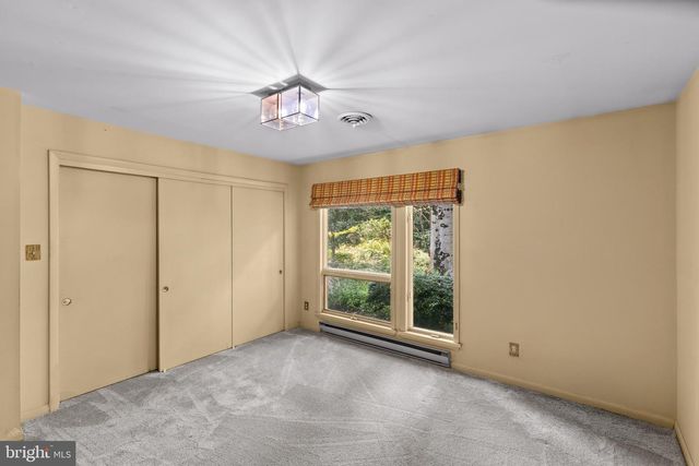 500 SARA DR, Annapolis, MD 21401