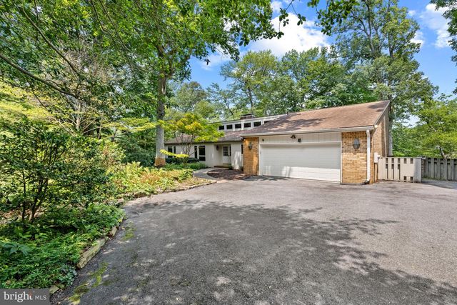 500 SARA DR, Annapolis, MD 21401