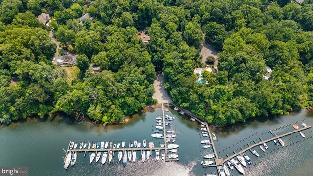 500 SARA DR, Annapolis, MD 21401