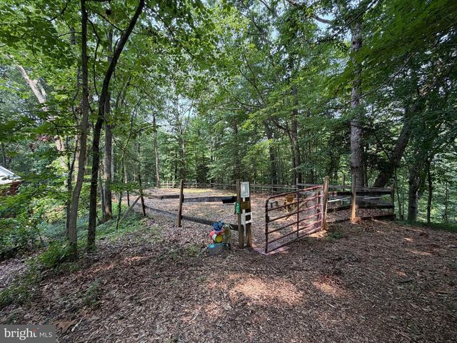 500 SARA DR, Annapolis, MD 21401