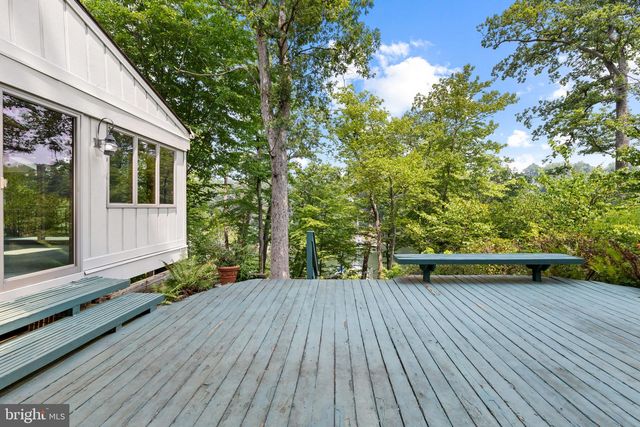 500 SARA DR, Annapolis, MD 21401