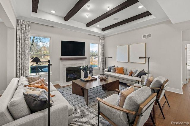 13732 Eagles Way Drive, Shelby, MI 48315