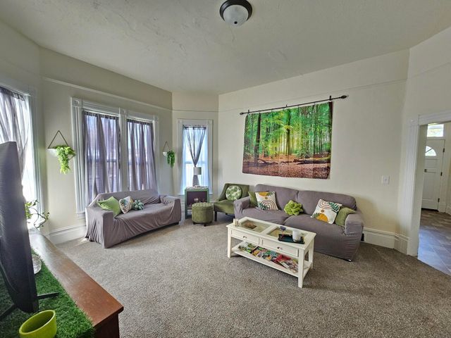 135 W Simpson Street, Eureka, CA 95501