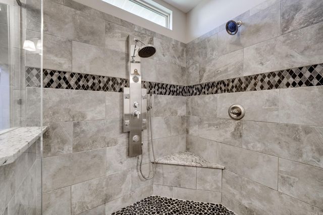 6899 Grace Village Drive, Alexander, AR 72002