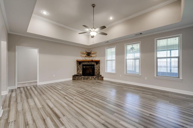 6899 Grace Village Drive, Alexander, AR 72002