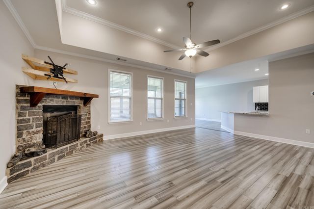 6899 Grace Village Drive, Alexander, AR 72002