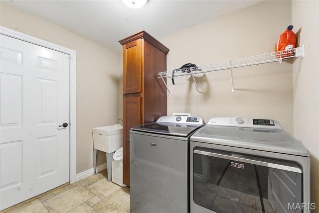 7304 Graythorn Court A, Troy, IL 62294