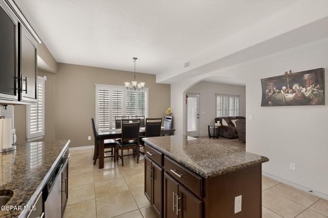 13001 PLEASANT MANOR Court, El Paso, TX 79938