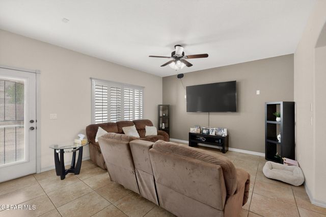 13001 PLEASANT MANOR Court, El Paso, TX 79938