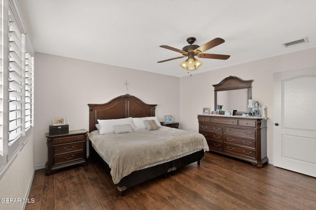 13001 PLEASANT MANOR Court, El Paso, TX 79938