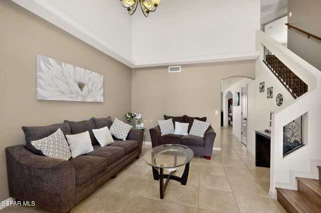 13001 PLEASANT MANOR Court, El Paso, TX 79938
