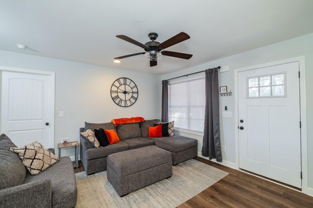 200 Pine Avenue, Morrison, TN 37357