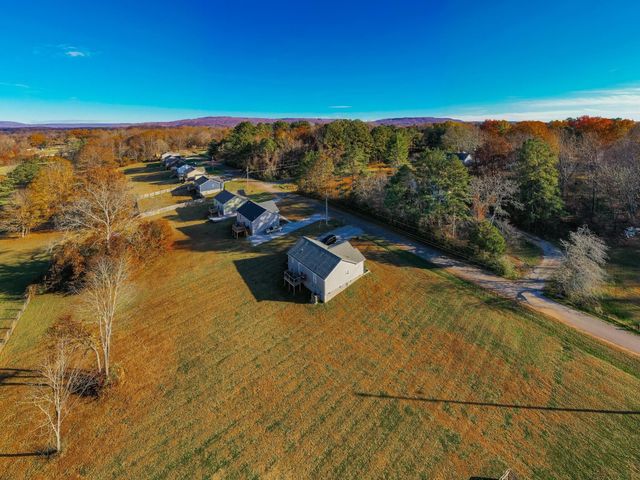 200 Pine Avenue, Morrison, TN 37357