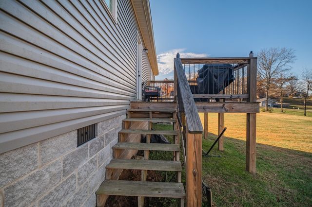 200 Pine Avenue, Morrison, TN 37357