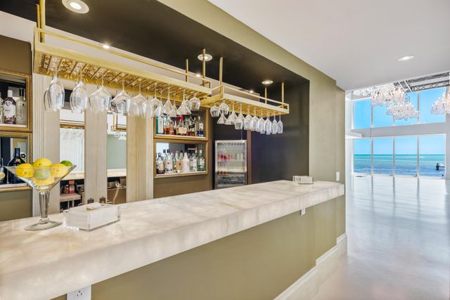 82719 Old Highway, Upper Matecumbe Key Islamorada, FL 33036