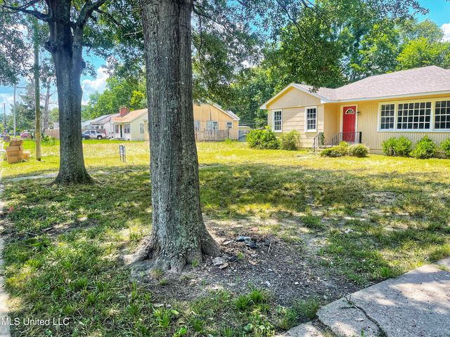 711 Catalpa Street, Clarksdale, MS 38614