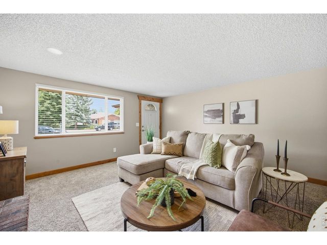 2420 Fraser Ct, Loveland, CO 80538
