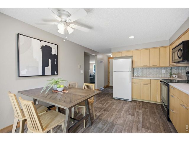 2420 Fraser Ct, Loveland, CO 80538