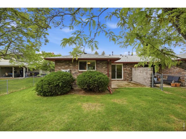 2420 Fraser Ct, Loveland, CO 80538