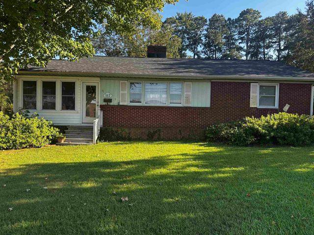 112 Chandler Dr, Gaffney, SC 29340