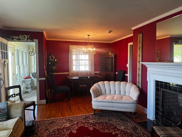 112 Chandler Dr, Gaffney, SC 29340