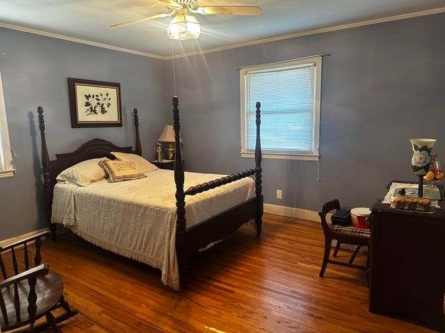 112 Chandler Dr, Gaffney, SC 29340
