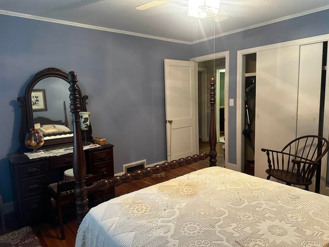 112 Chandler Dr, Gaffney, SC 29340