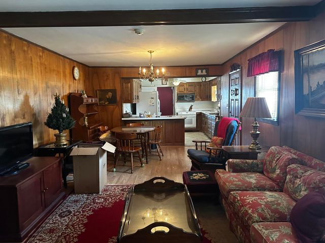 112 Chandler Dr, Gaffney, SC 29340