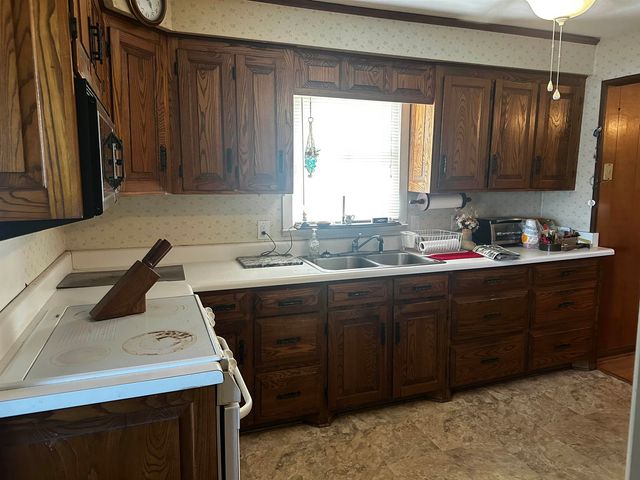 112 Chandler Dr, Gaffney, SC 29340