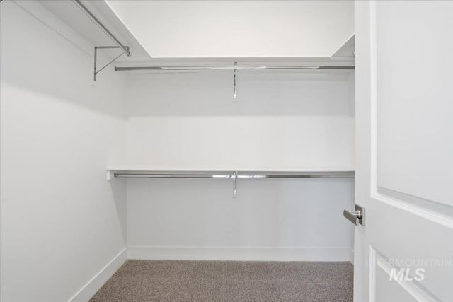 2163 N Kenora Ave, Star, ID 83669