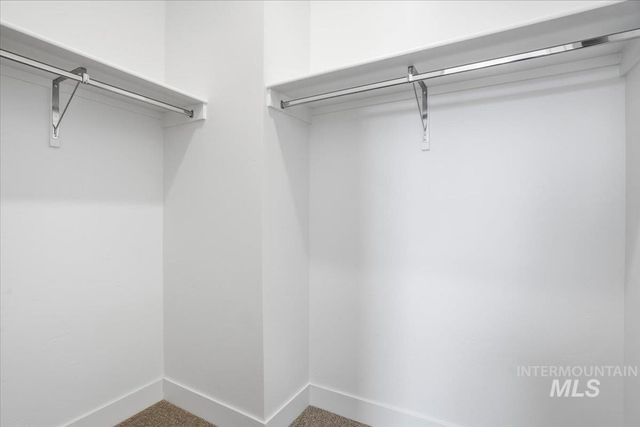 2163 N Kenora Ave, Star, ID 83669