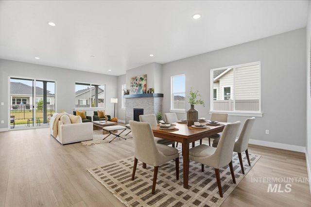 2163 N Kenora Ave, Star, ID 83669