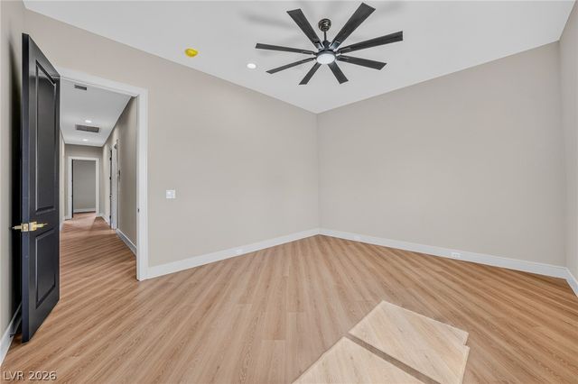 1010 West Annie Avenue, Pahrump, NV 89060