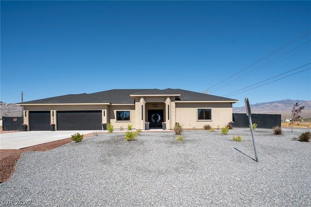 1010 West Annie Avenue, Pahrump, NV 89060
