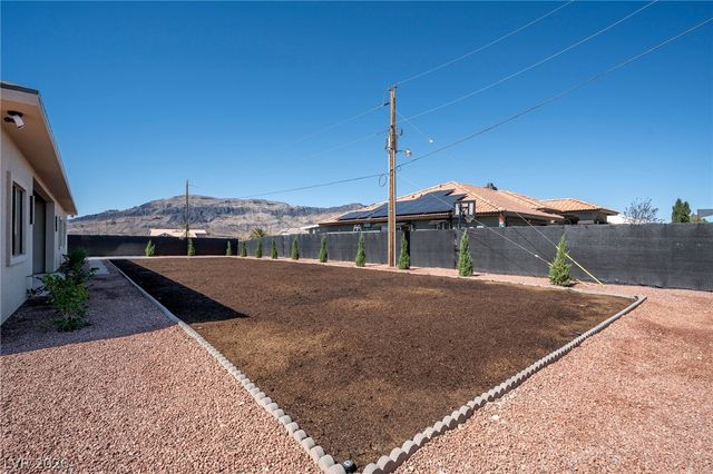 1010 West Annie Avenue, Pahrump, NV 89060