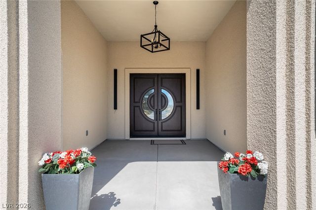 1010 West Annie Avenue, Pahrump, NV 89060