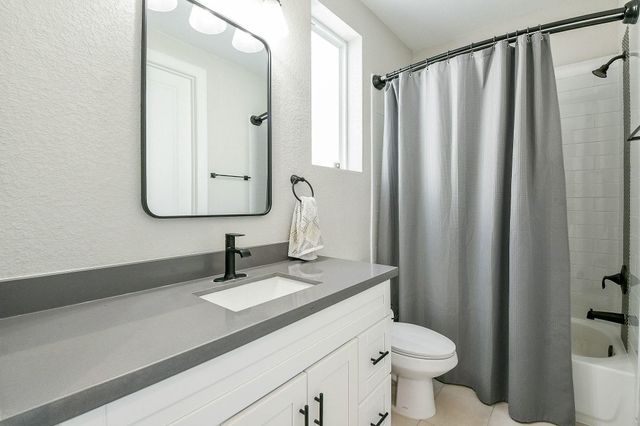 2204 Rain Melody Lane, Houston, TX 77080