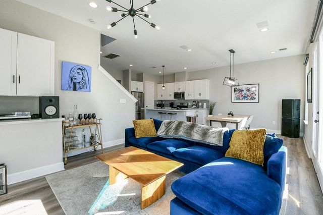 2204 Rain Melody Lane, Houston, TX 77080