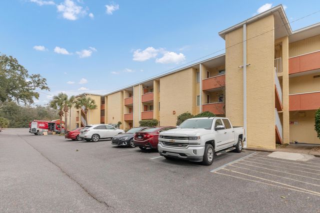 209 W Miracle Strip Parkway, APT D103, Mary Esther, FL 32569