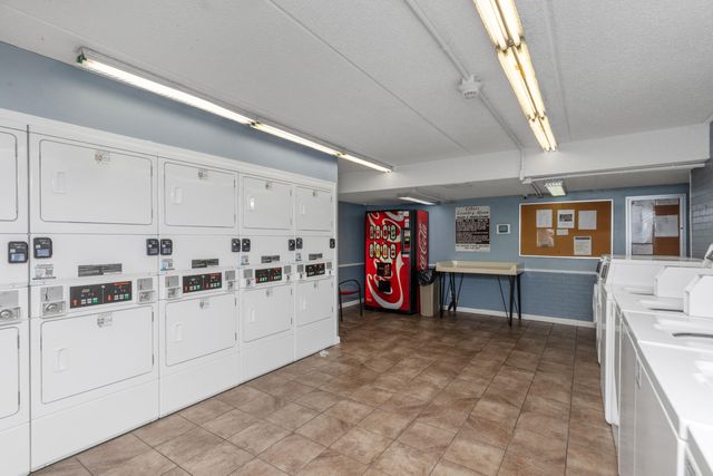 209 W Miracle Strip Parkway, APT D103, Mary Esther, FL 32569