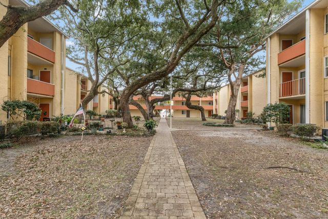 209 W Miracle Strip Parkway, APT D103, Mary Esther, FL 32569