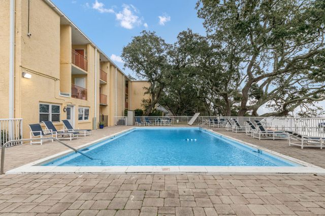 209 W Miracle Strip Parkway, APT D103, Mary Esther, FL 32569